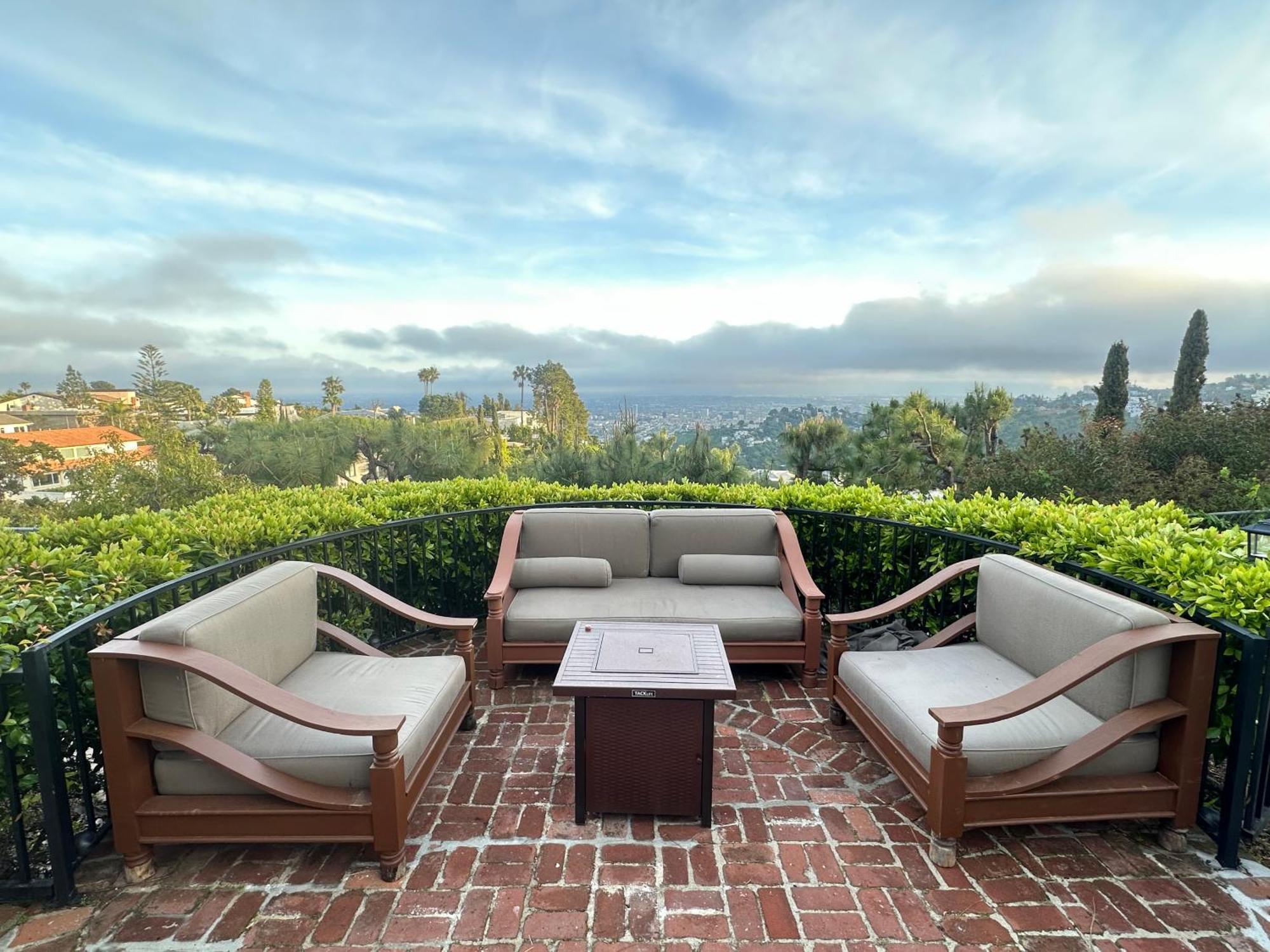 Le Chateau Los Angeles Exterior foto